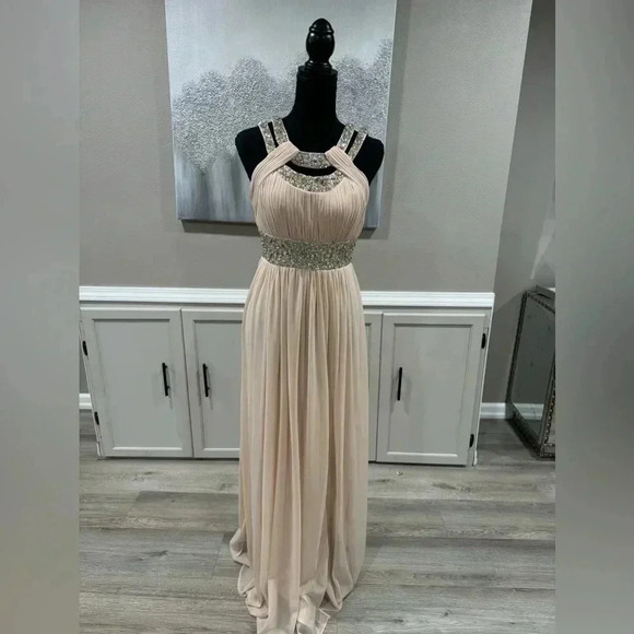 Betsey & Adam Beautiful Sparkled Neutral Colored Dress - Picture 4 of 11